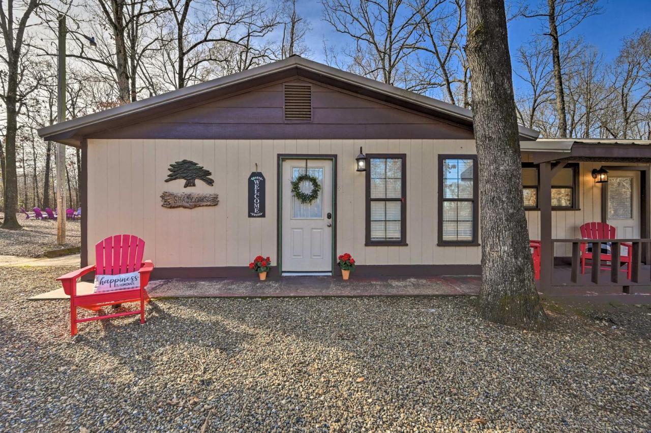 Pet-Friendly Shady Oaks Broken Bow Gem With Patio! Villa Kültér fotó
